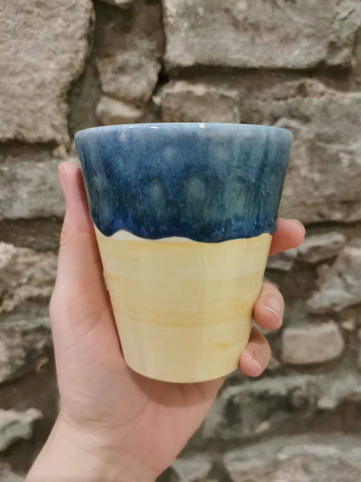 Tasse Grounded Pottery